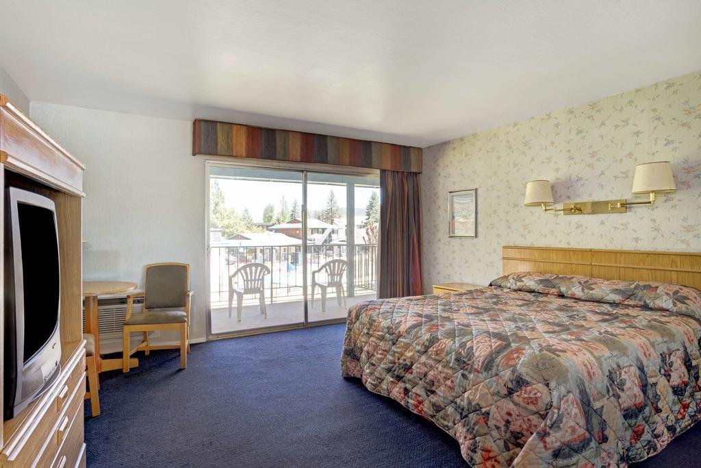Knights Inn South Lake Tahoe Exterior foto